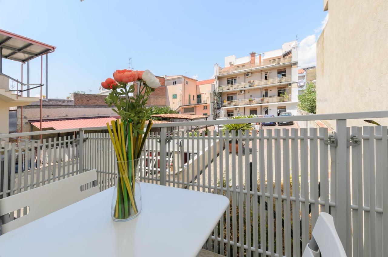 Marina D'agro Bed & Breakfast *